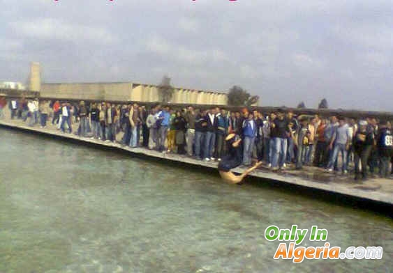 Baignade à l'USTHB